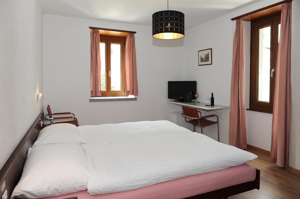 La Dent-Du-Midi Hotel & Restaurant 생 모리스 외부 사진