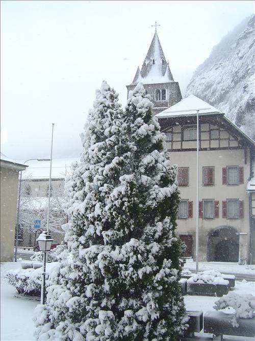 La Dent-Du-Midi Hotel & Restaurant 생 모리스 외부 사진